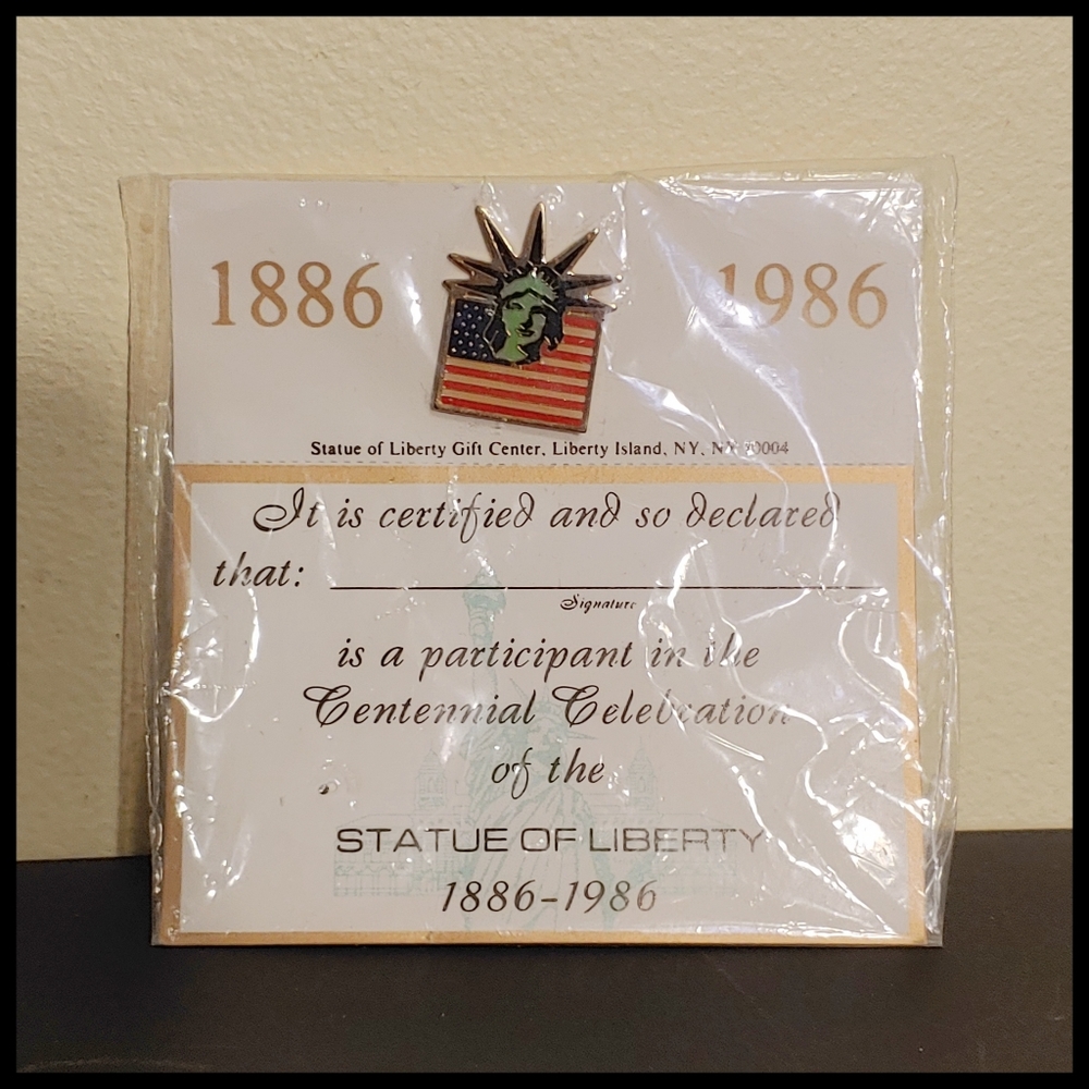 1986 Statue of Liberty Centennial Celebration Pin 1886-1986